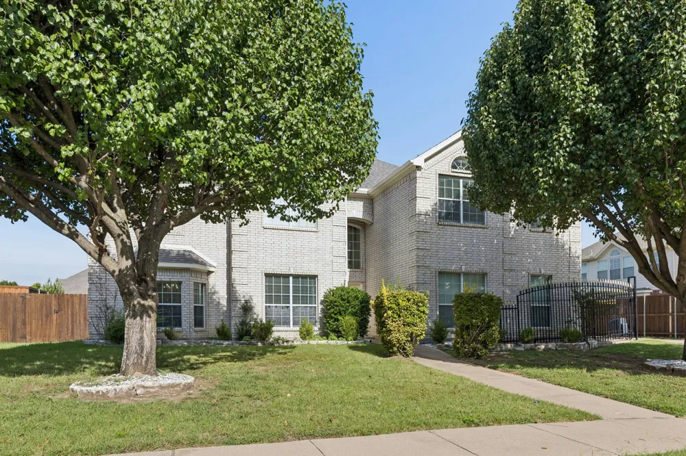 717 Morningside Trail Murphy, TX 75094