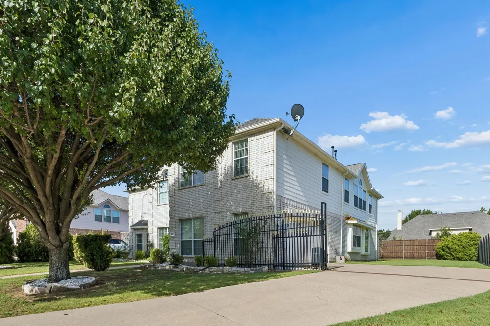 717 Morningside Trail Murphy, TX 75094
