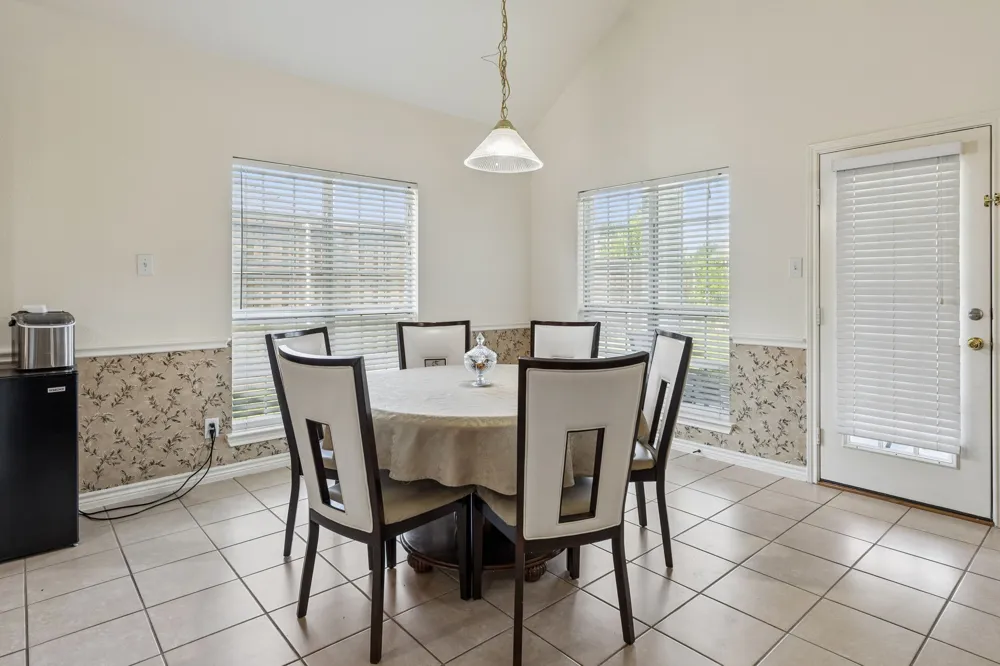 717 Morningside Trail Murphy, TX 75094