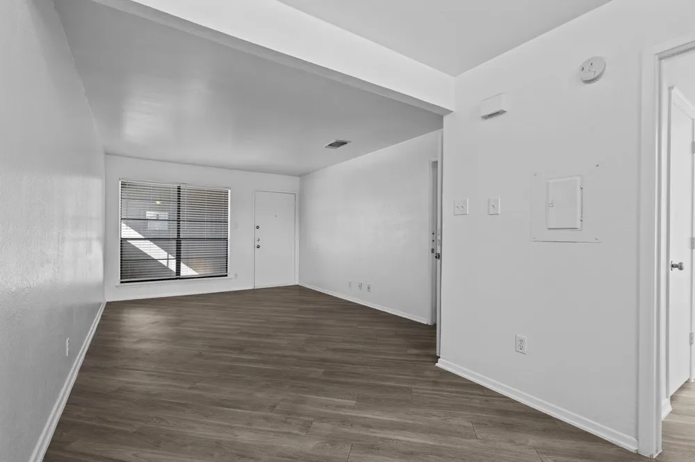 320 E 4th Street #208 Arlington, TX 76010