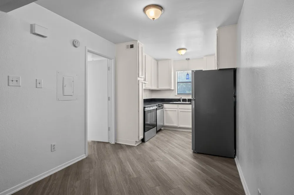 320 E 4th Street #208 Arlington, TX 76010