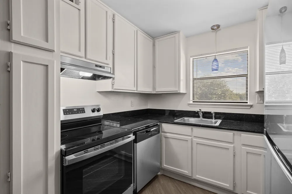 320 E 4th Street #208 Arlington, TX 76010