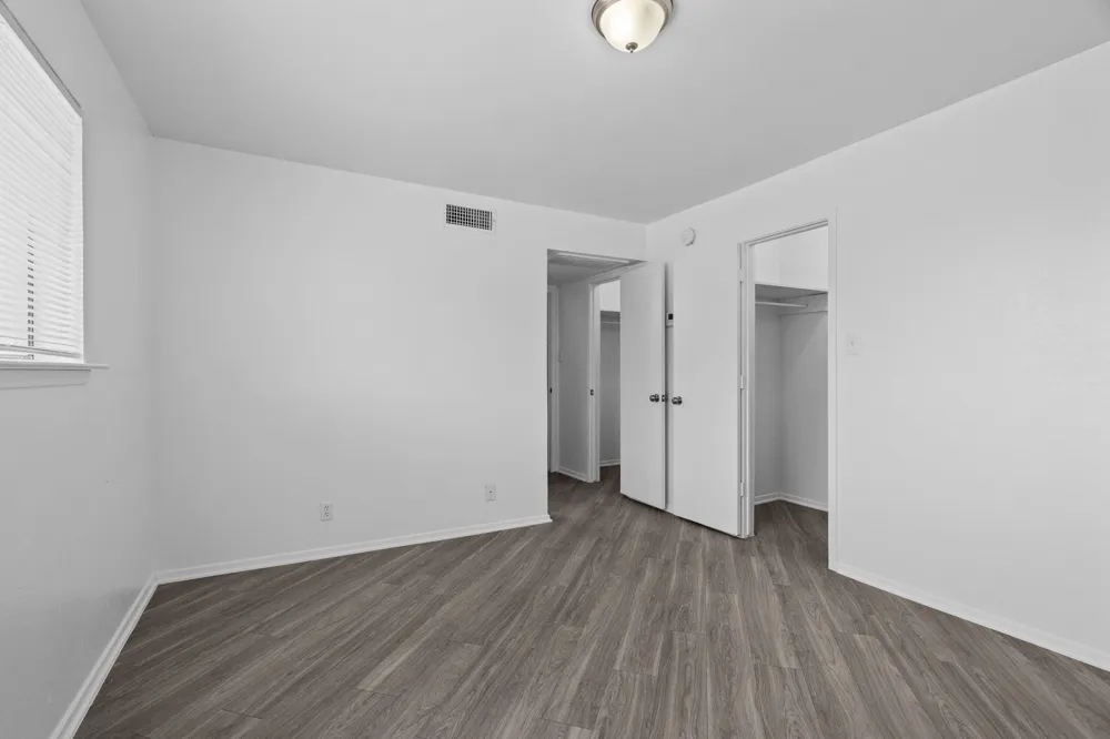 320 E 4th Street #208 Arlington, TX 76010