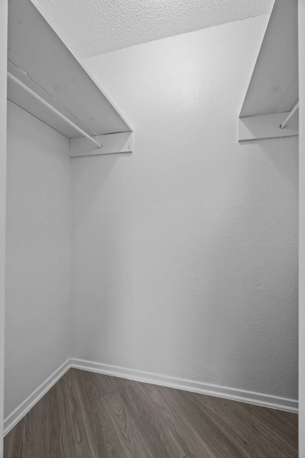 320 E 4th Street #208 Arlington, TX 76010