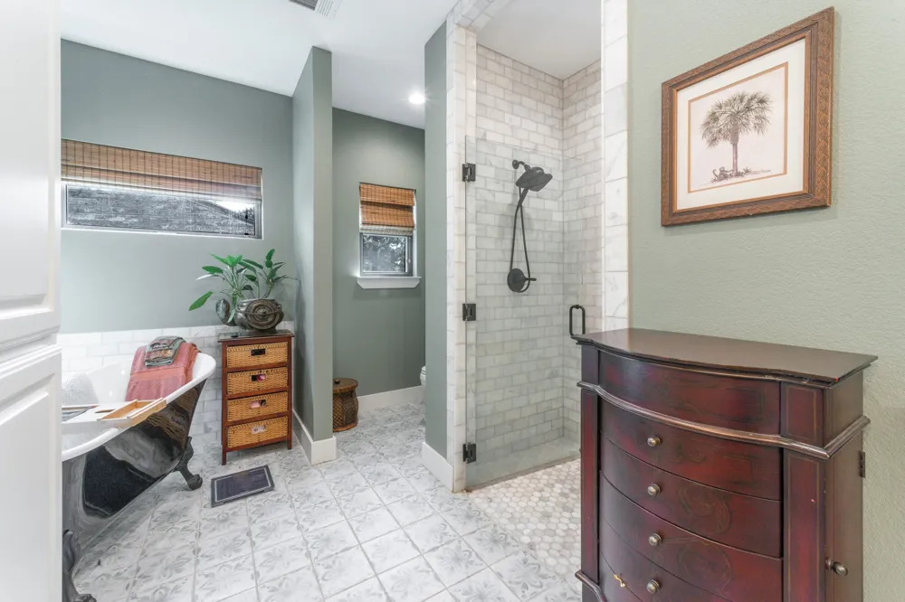 131 Lakeway Lane Gun Barrel City, TX 75156