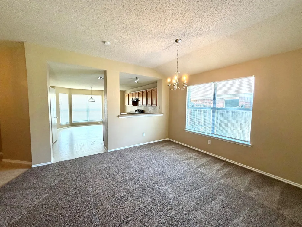 185 Rolling Court Lancaster, TX 75146