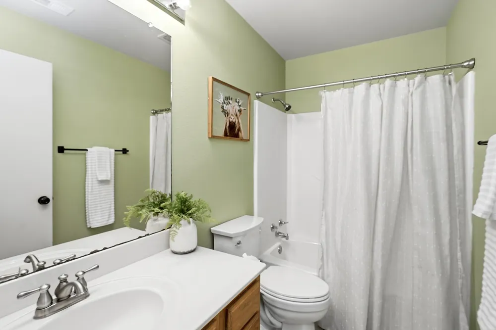 807 Lee Street Tioga, TX 76271