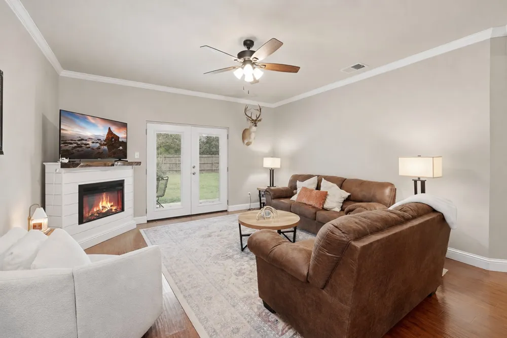 807 Lee Street Tioga, TX 76271