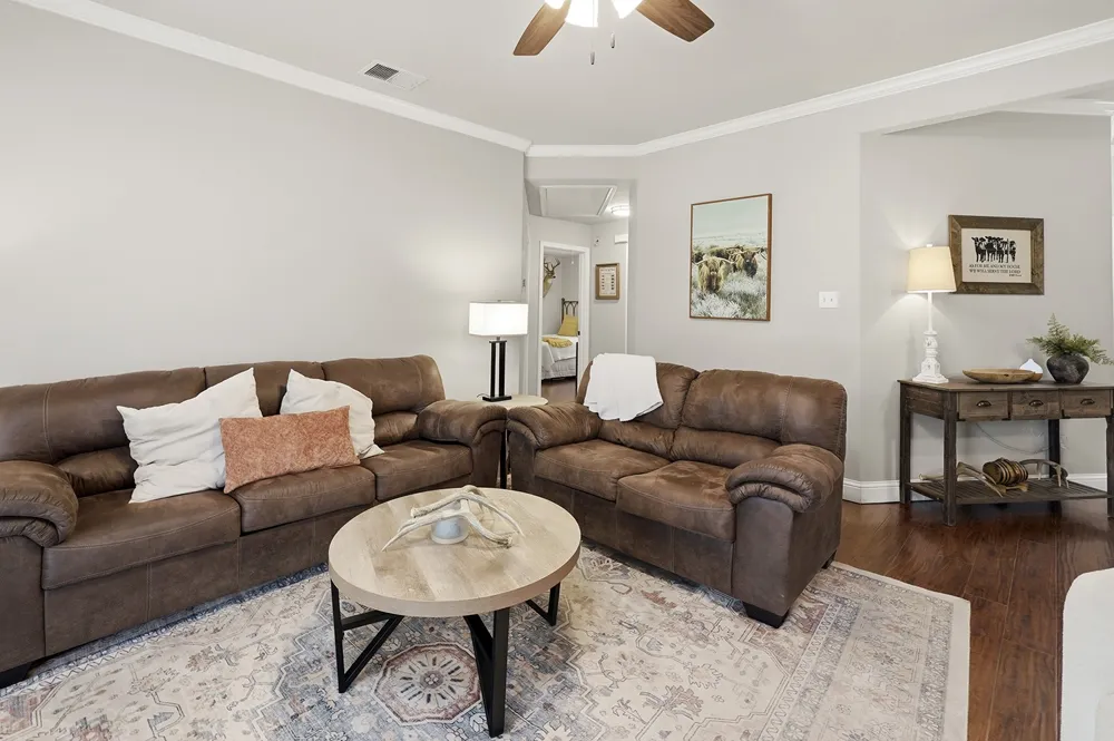 807 Lee Street Tioga, TX 76271