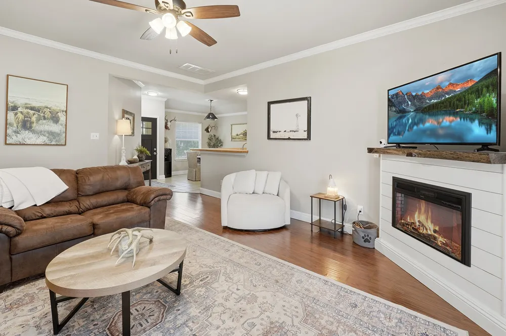 807 Lee Street Tioga, TX 76271