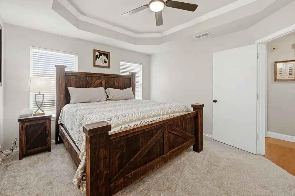 807 Lee Street Tioga, TX 76271