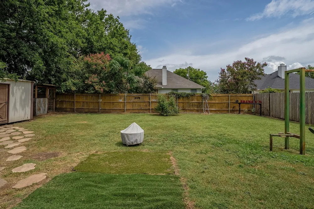 807 Lee Street Tioga, TX 76271