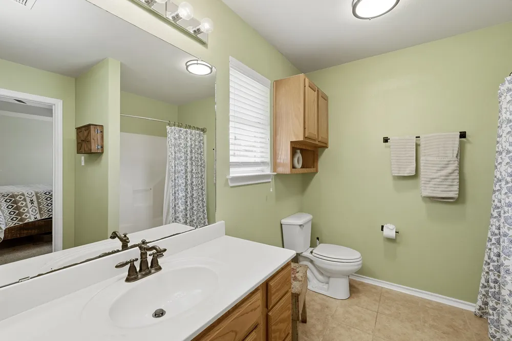 807 Lee Street Tioga, TX 76271