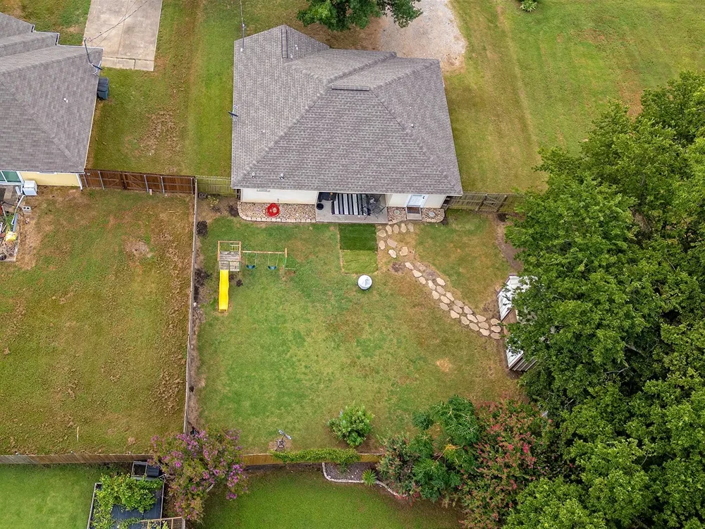 807 Lee Street Tioga, TX 76271