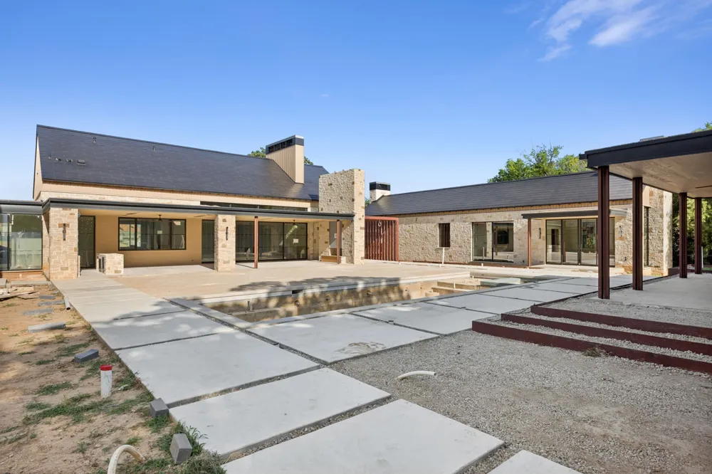 1525 Meandering Way Drive Westlake, TX 76262
