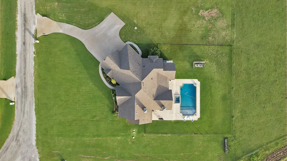 9688 Whispering Creek Terrace Grandview, TX 76050