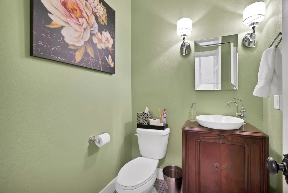 9688 Whispering Creek Terrace Grandview, TX 76050