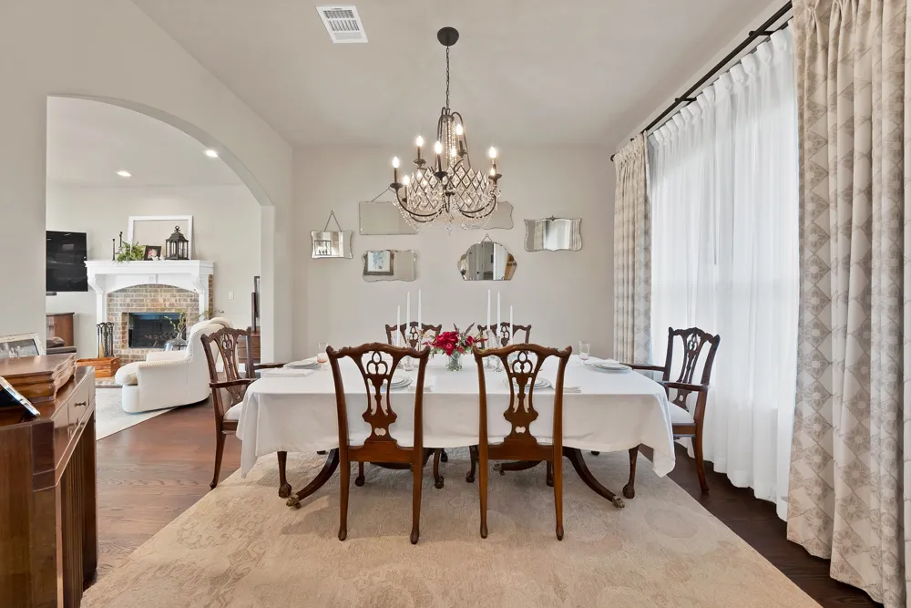 9688 Whispering Creek Terrace Grandview, TX 76050