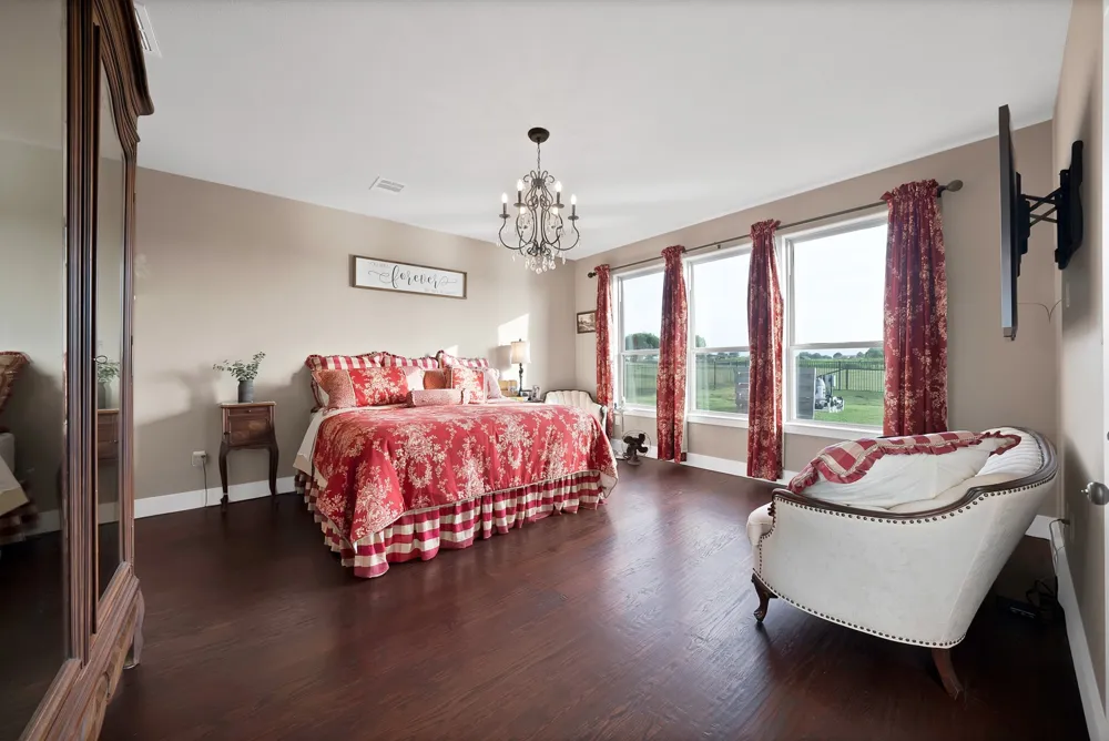 9688 Whispering Creek Terrace Grandview, TX 76050