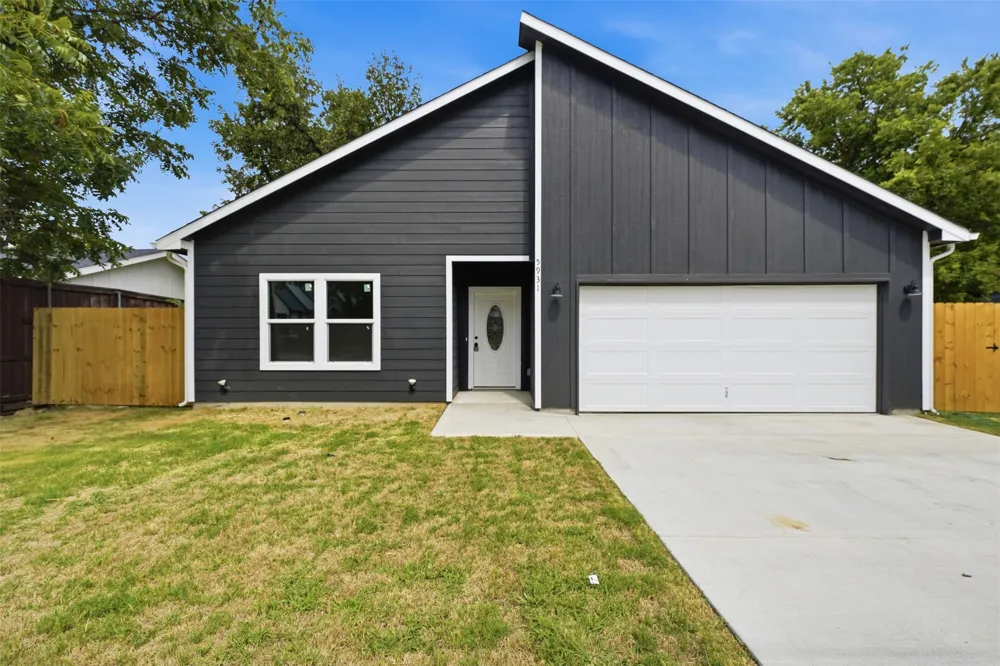 5931 Forest Haven Drive Forest Hill, TX 76119