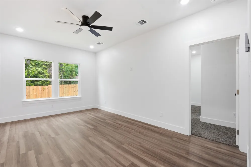 5931 Forest Haven Drive Forest Hill, TX 76119