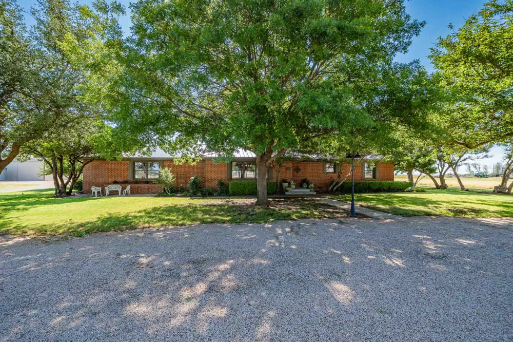195 County Road 205 Haskell, TX 79521