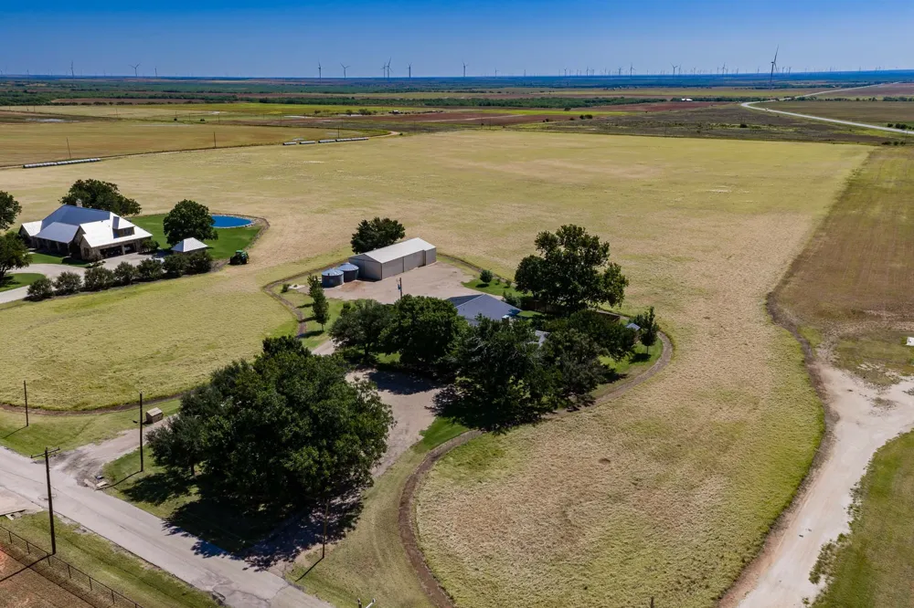 195 County Road 205 Haskell, TX 79521
