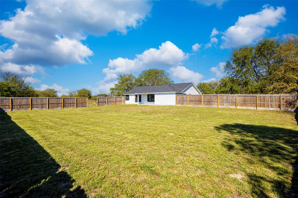 2538 County Road 3127 Greenville, TX 75402