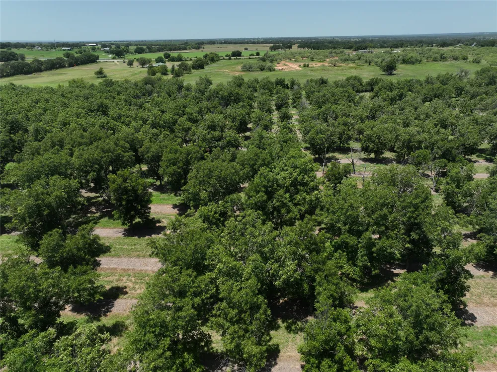 CR 426 Comanche, TX 76442