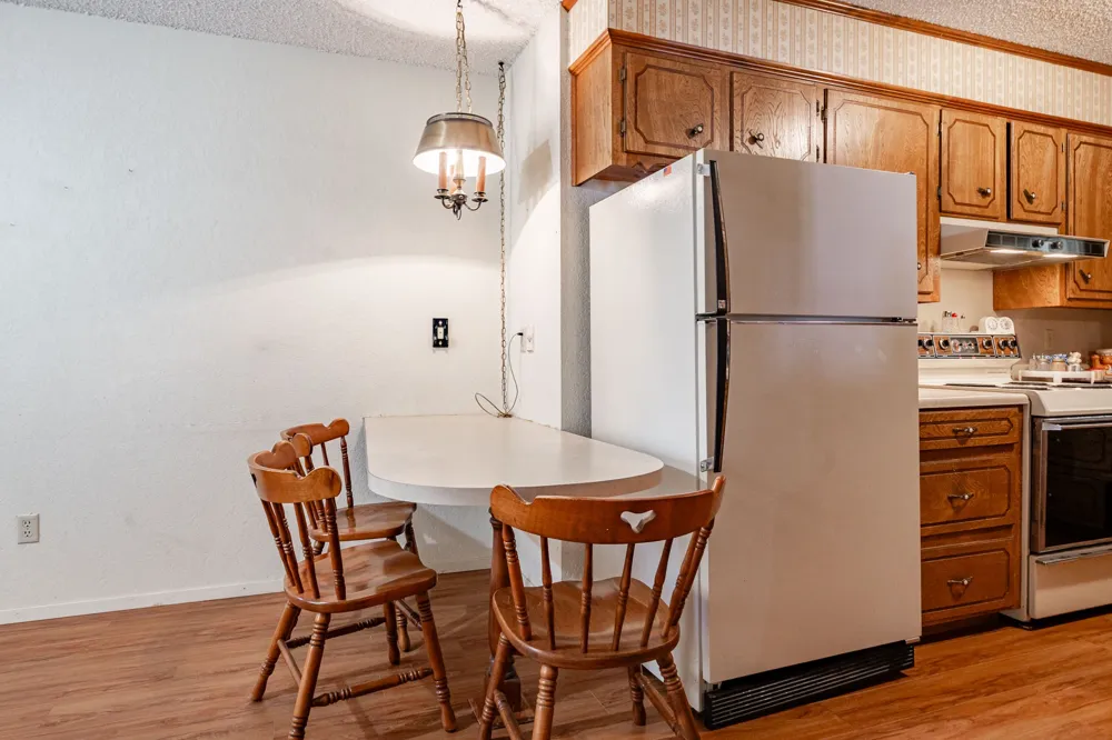 2100 Avenue Q Anson, TX 79501