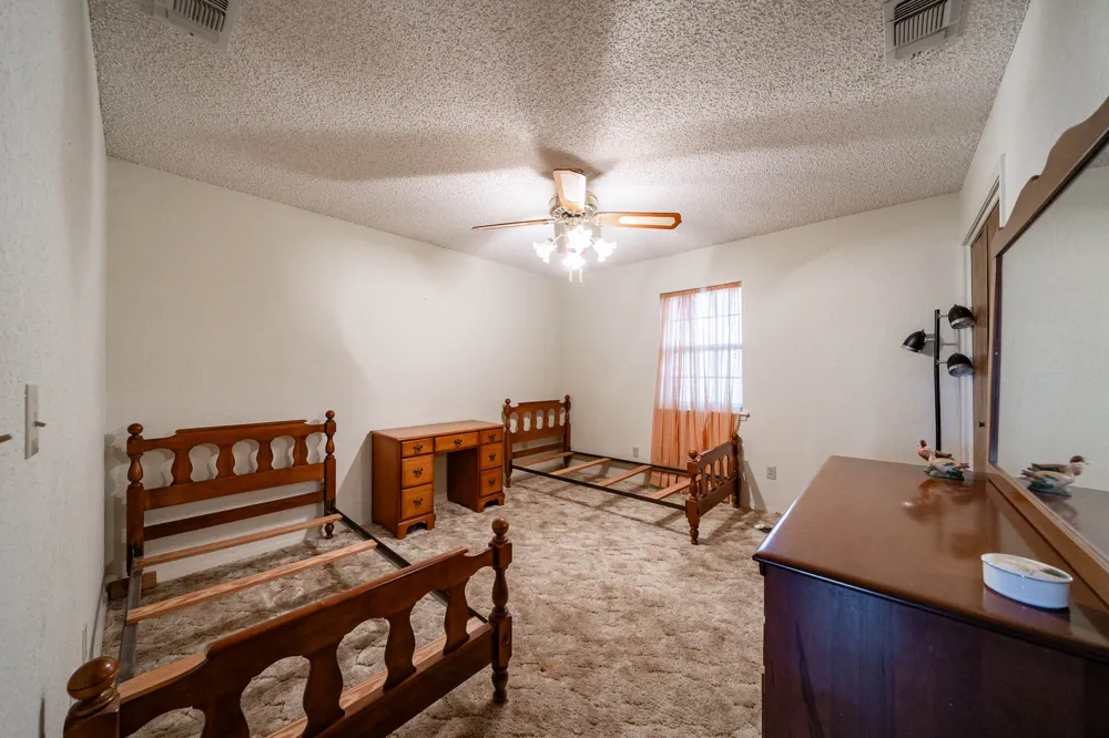 2100 Avenue Q Anson, TX 79501