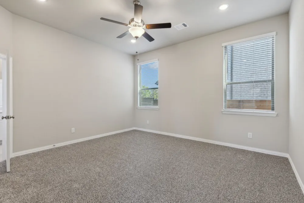 2001 Lone Oak Trail Mesquite, TX 75181