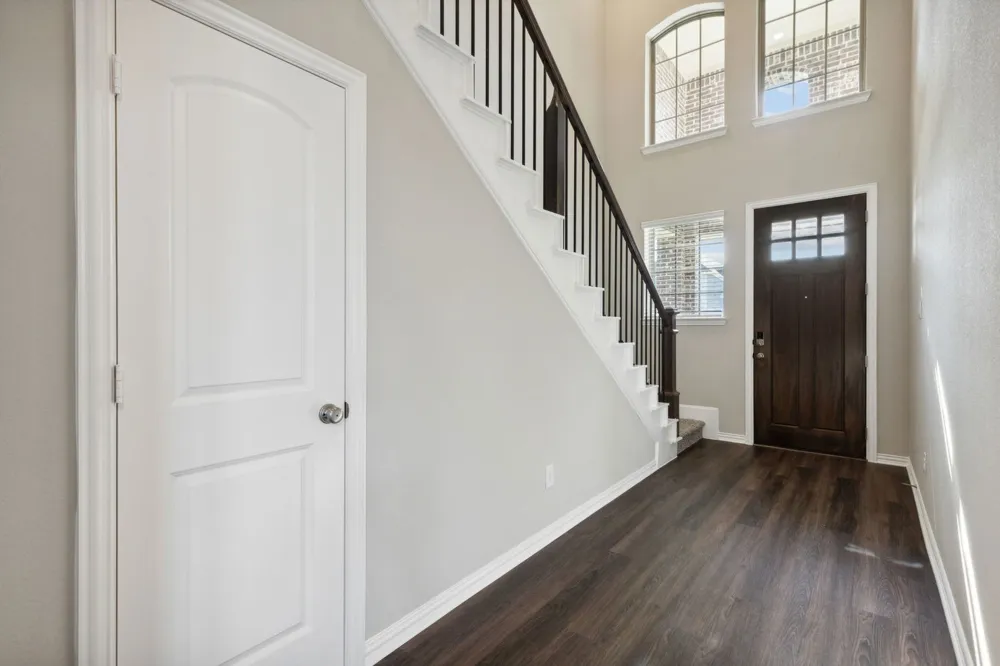 2001 Lone Oak Trail Mesquite, TX 75181