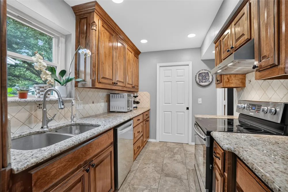 222 Inverness Drive Trophy Club, TX 76262
