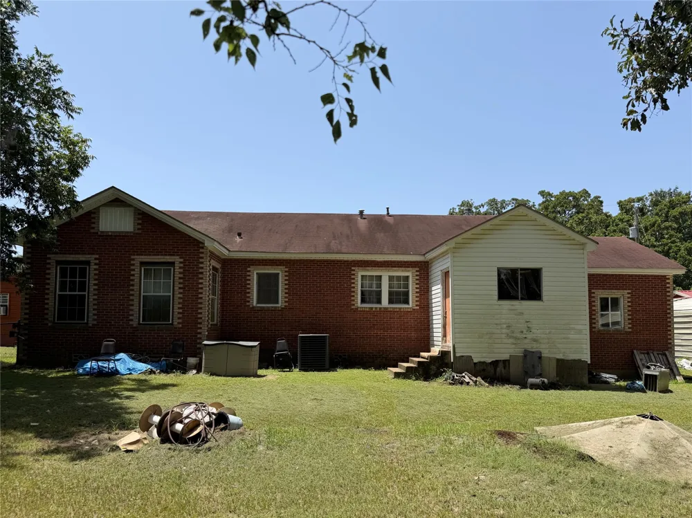 140 S Main Street Avinger, TX 75630