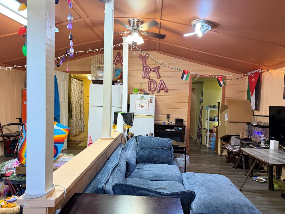 140 S Main Street Avinger, TX 75630