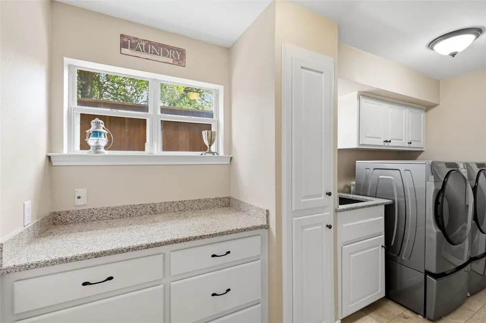 2930 Peninsula Drive Grapevine, TX 76051