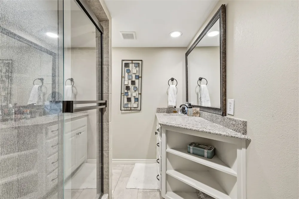 2930 Peninsula Drive Grapevine, TX 76051