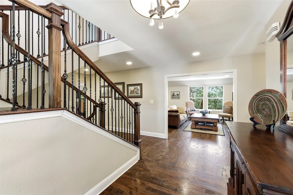 2930 Peninsula Drive Grapevine, TX 76051