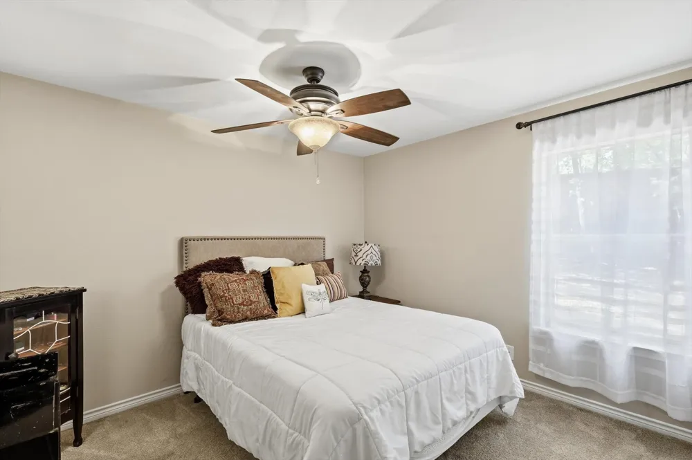 2930 Peninsula Drive Grapevine, TX 76051