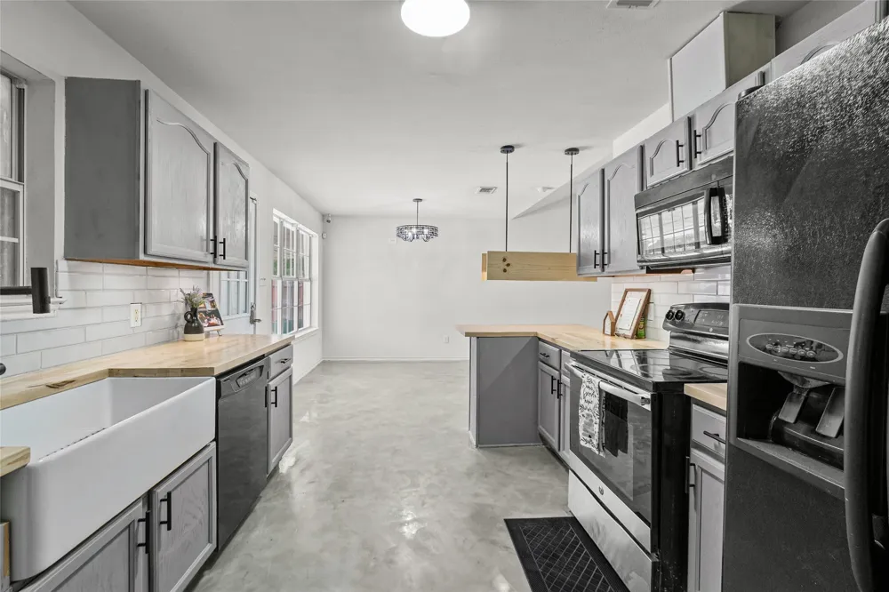 608 Aldridge Street Commerce, TX 75428