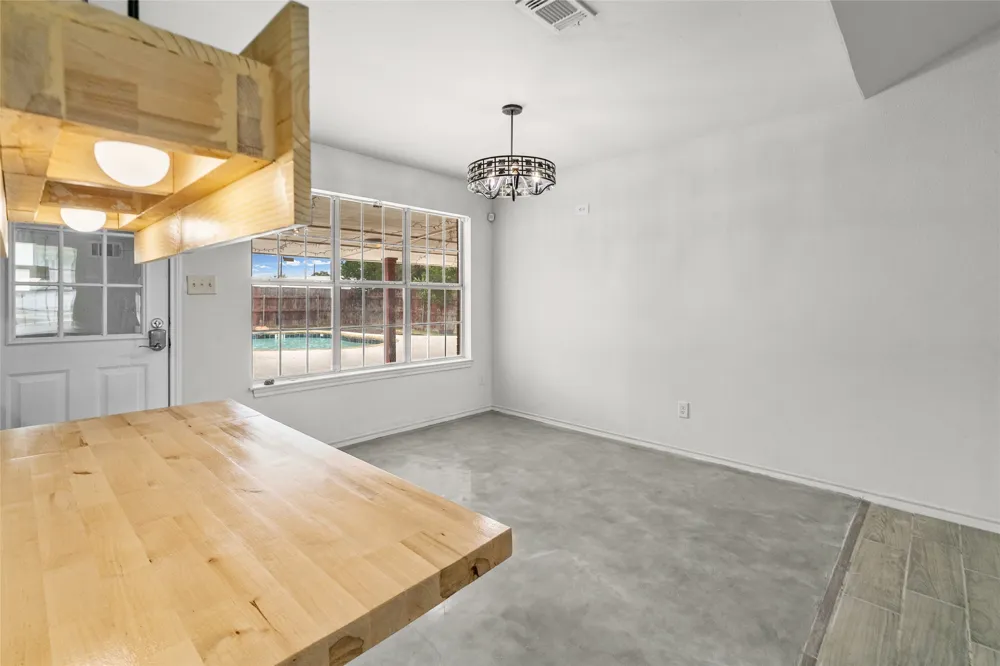 608 Aldridge Street Commerce, TX 75428
