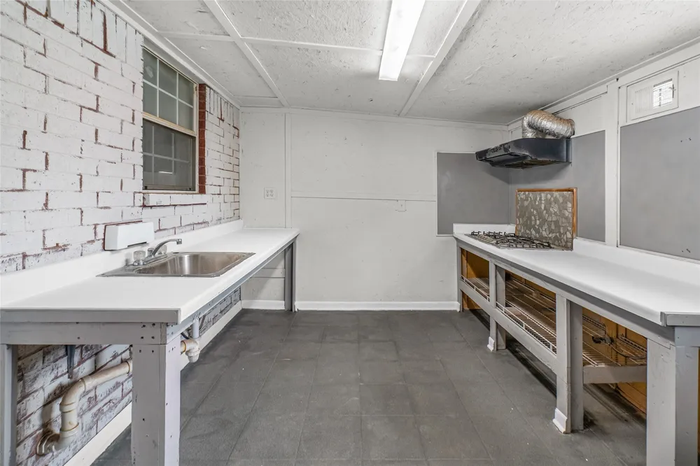608 Aldridge Street Commerce, TX 75428