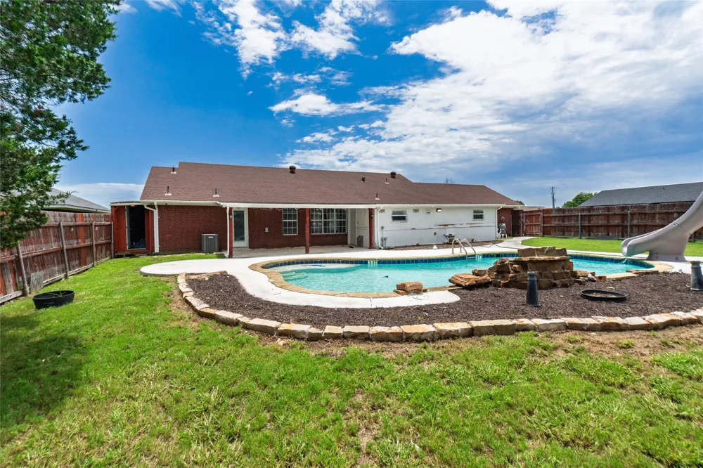 608 Aldridge Street Commerce, TX 75428