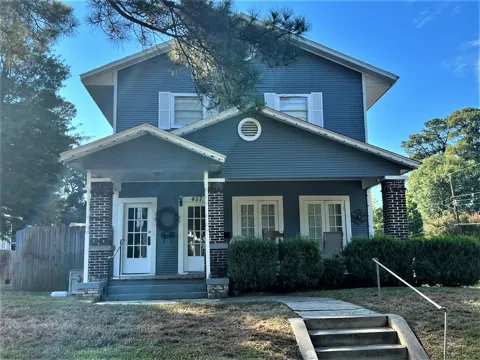 457 Dalzell Street