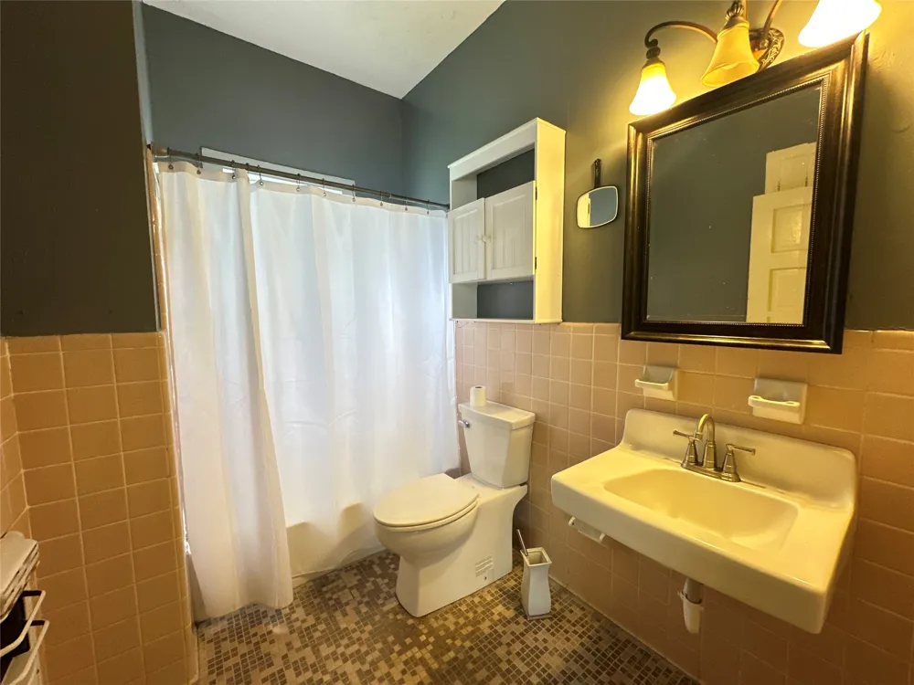 457 Dalzell Street Shreveport, LA 71104