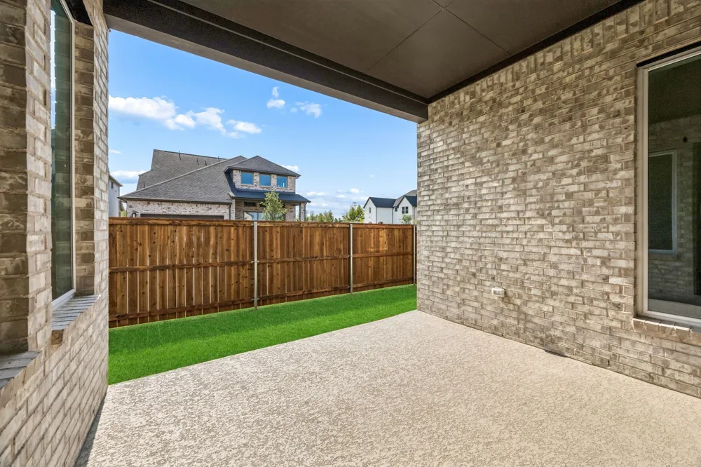 15362 Boxthorn Drive Frisco, TX 75035