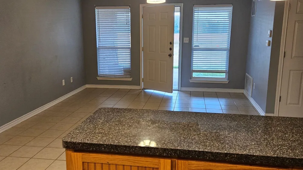 1130 E Ohio Street Van, TX 75790