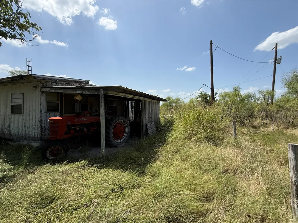 140 Arapaho Road Brownwood, TX 76801