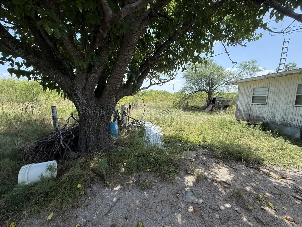 140 Arapaho Road Brownwood, TX 76801